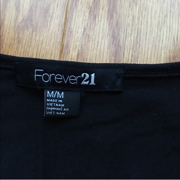 NWOT Forever 21 sequins tank top - Picture 4 of 4